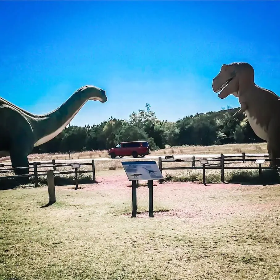 dinosaur-state-park-texas