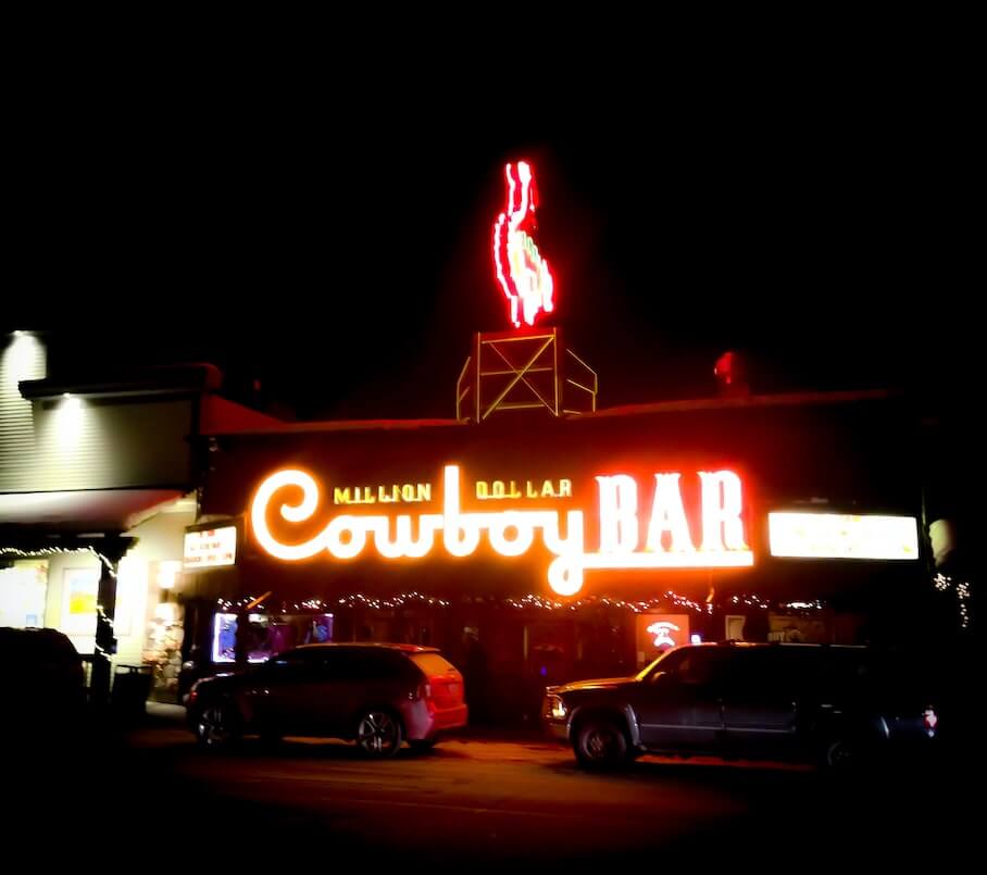 million-dollar-cowboy-bar