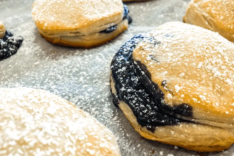 recipe-for-blueberry-biscuit-bombs